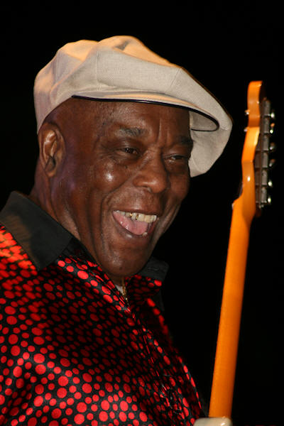 Buddy Guy  Copyright 2011 Pete Evans. All Rights Reserved.