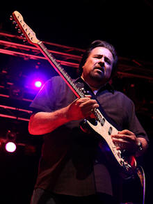 Coco Montoya  Copyright 2009 Alan White. All Rights Reserved.